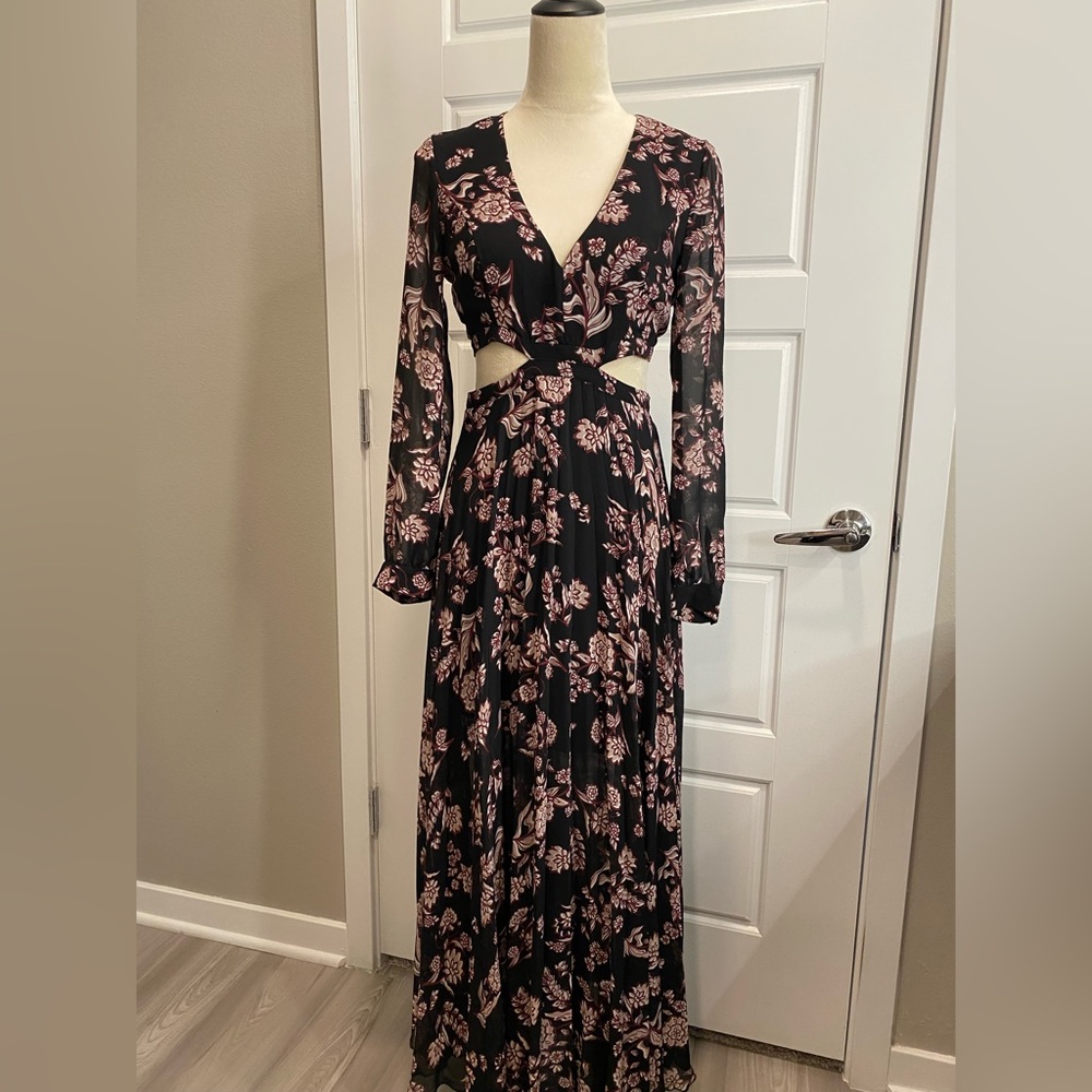 Bardot Black Floral Cut Out Casual Maxi Dress
